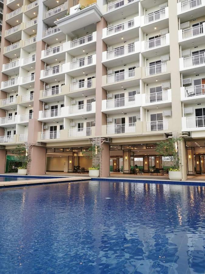 Infina Towers Project 4 Aurora Boulevard Quezon City Manille Extérieur photo