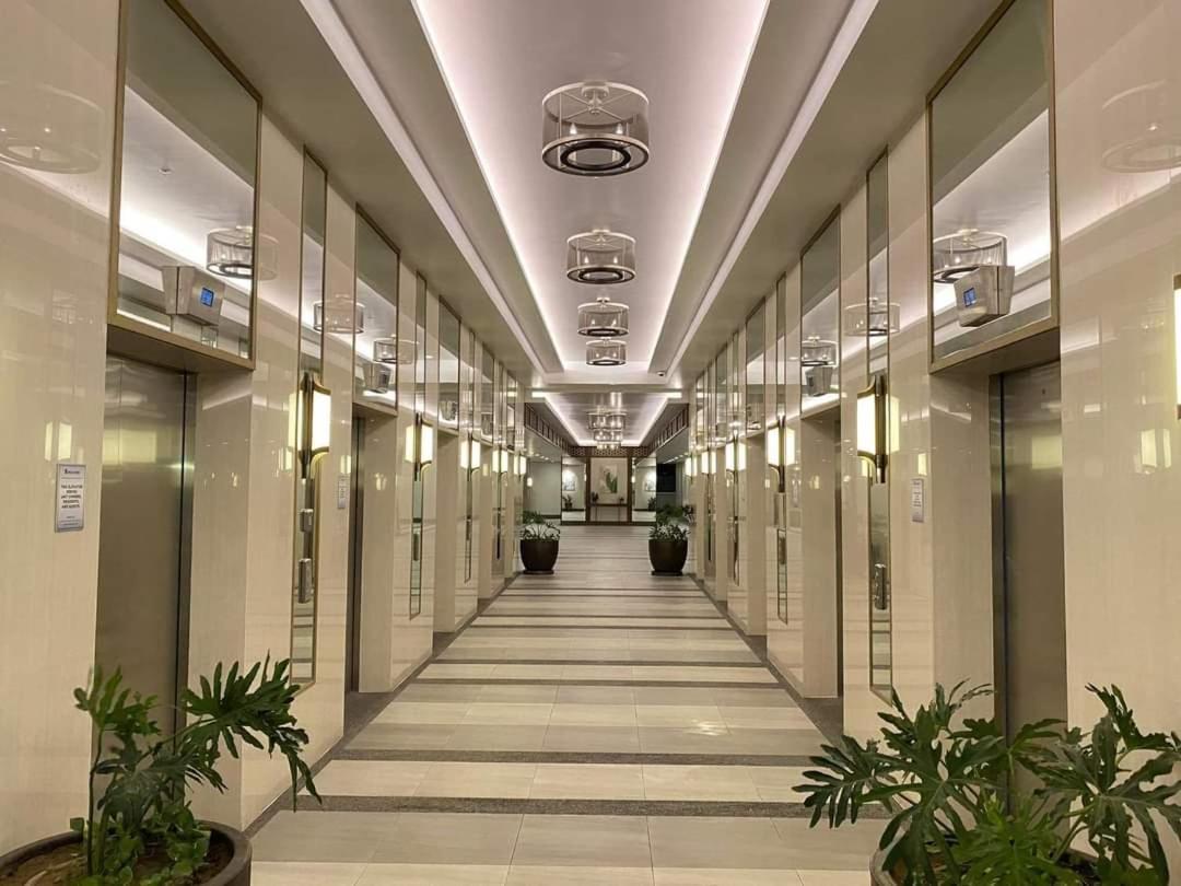 Infina Towers Project 4 Aurora Boulevard Quezon City Manille Extérieur photo