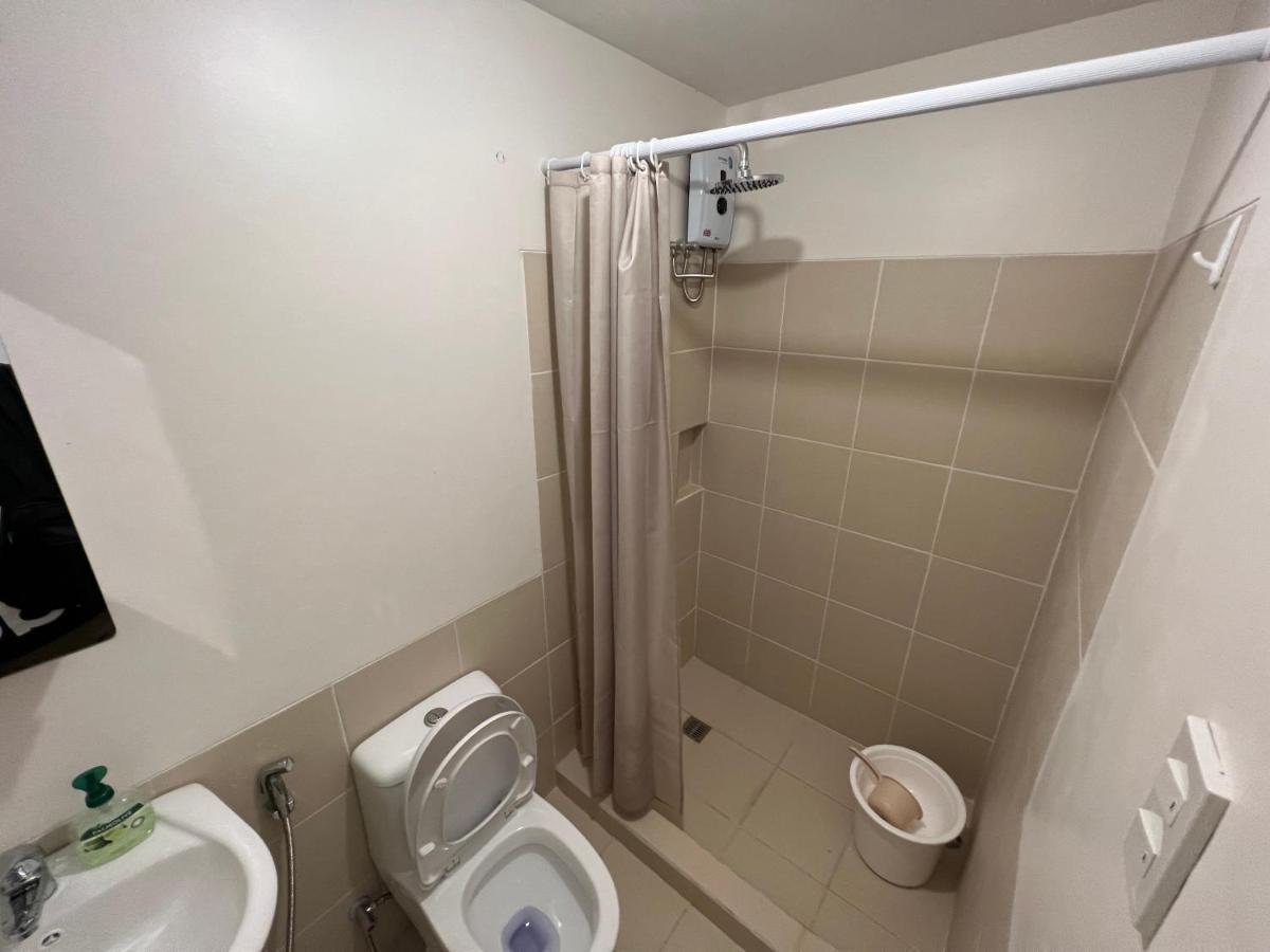 Infina Towers Project 4 Aurora Boulevard Quezon City Manille Extérieur photo